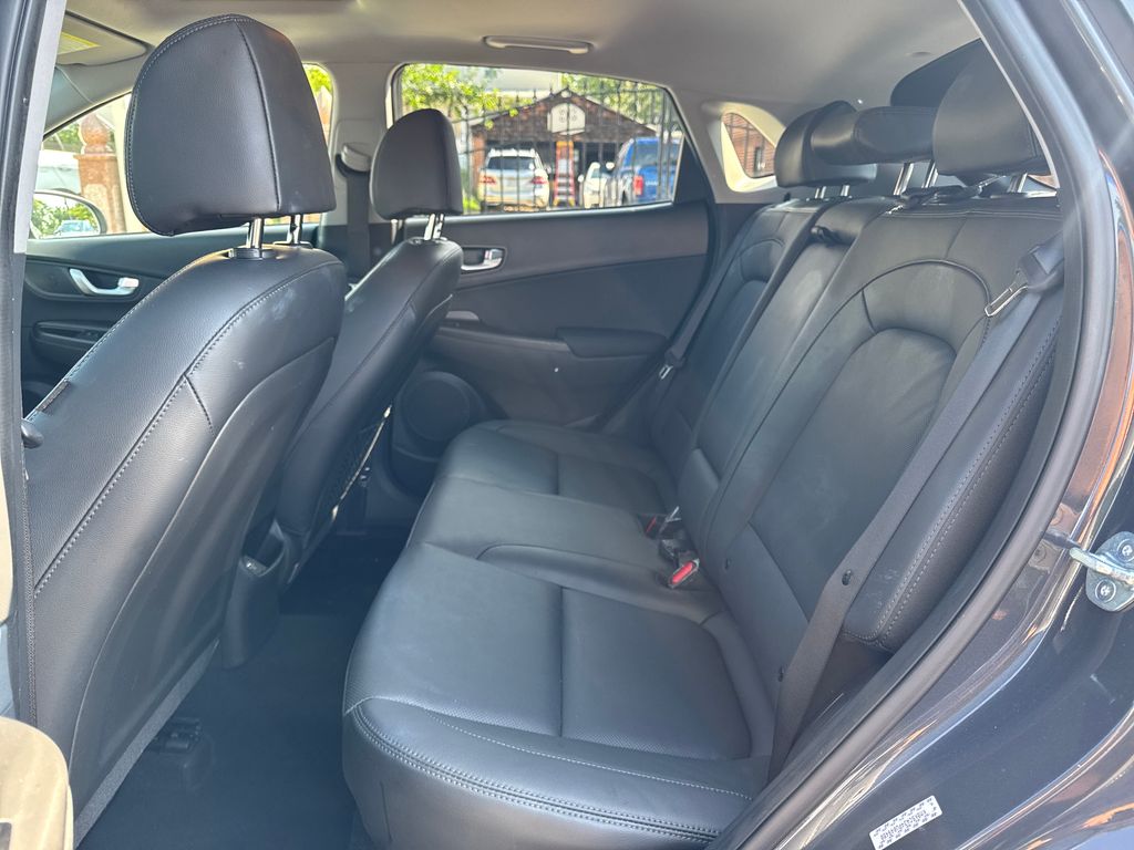 2023 Hyundai Kona Limited - Photo 36