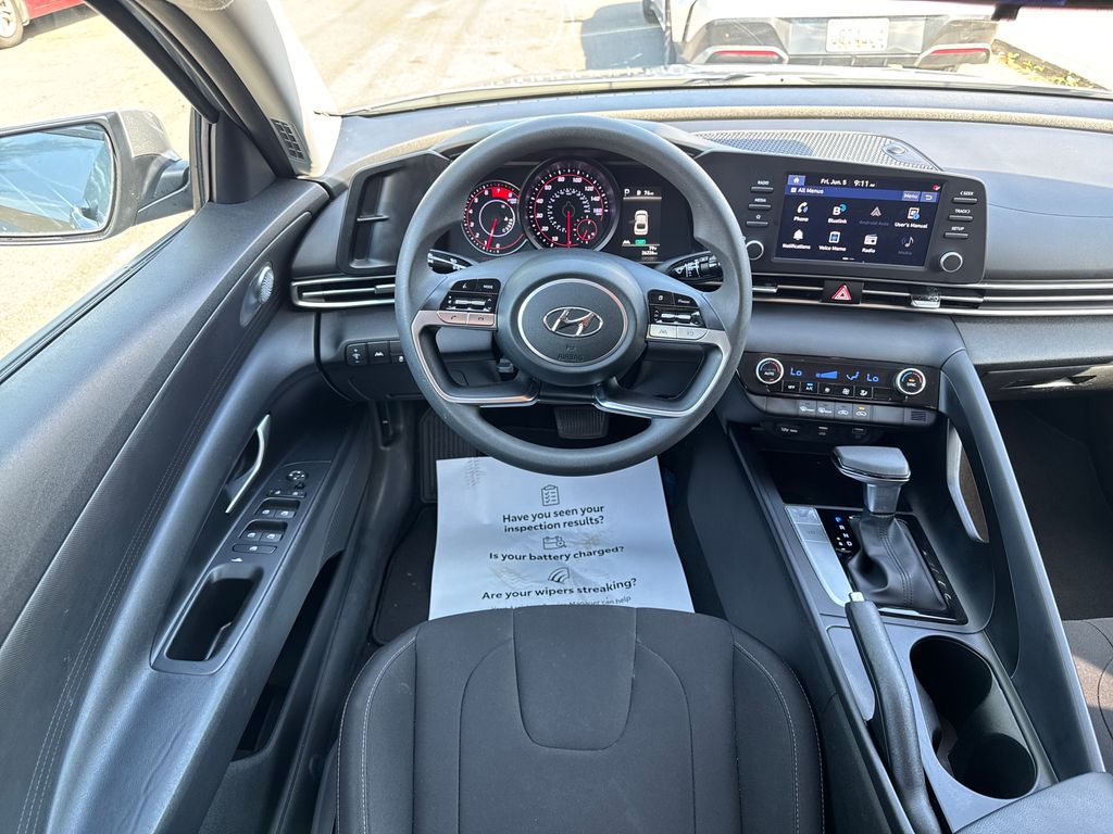 2022 Hyundai Elantra SEL - Photo 30
