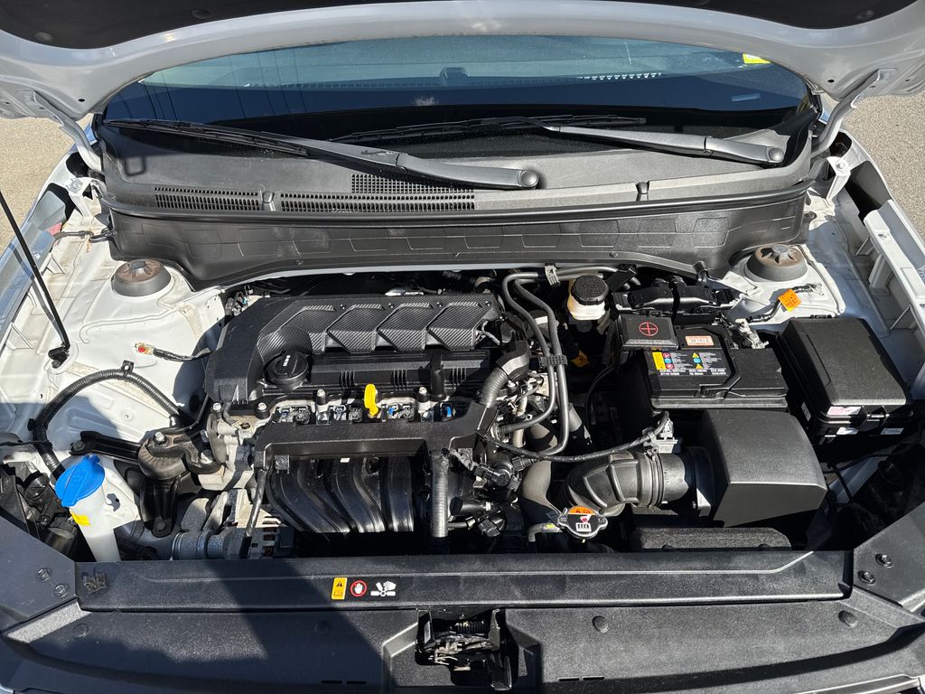 2023 Hyundai Venue SEL - Photo 12