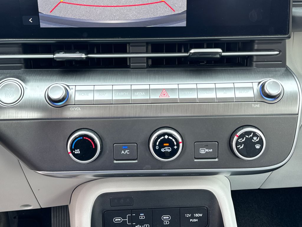 2024 Hyundai Kona SE - Photo 27