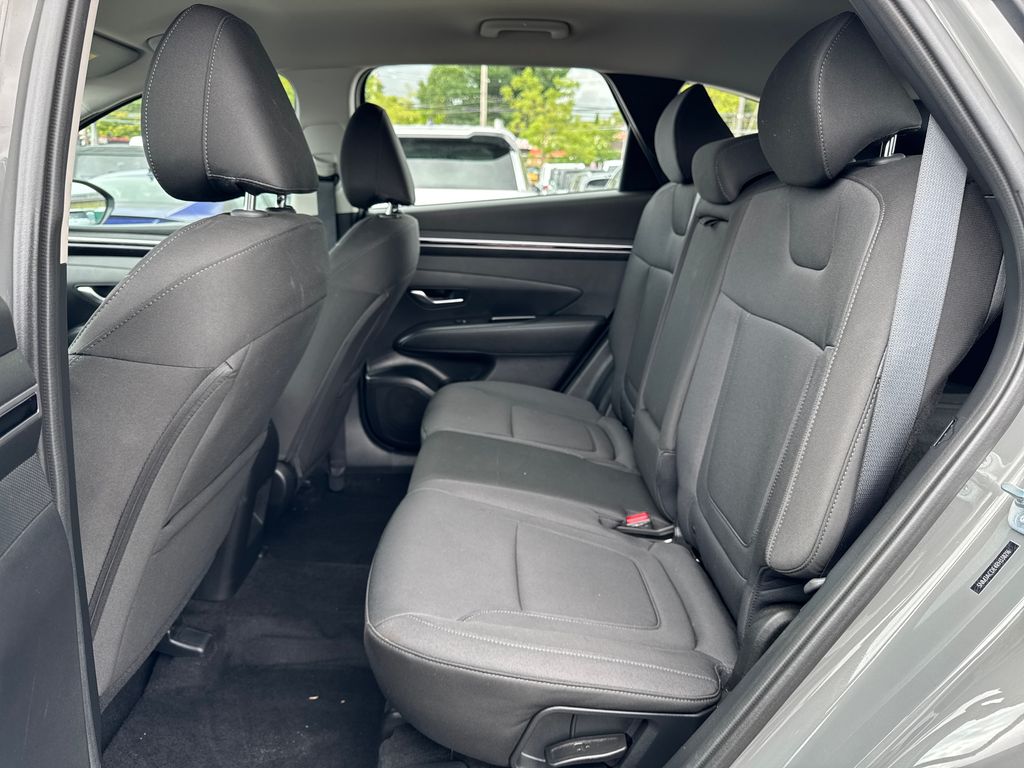 2024 Hyundai Tucson SE - Photo 29