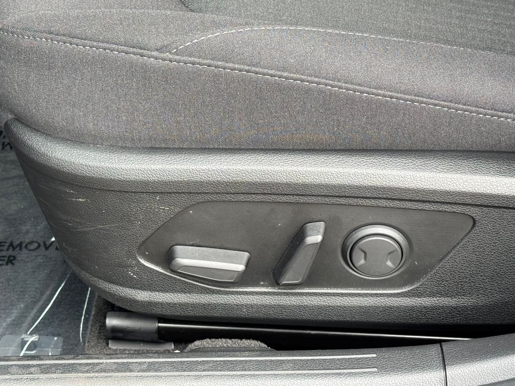 2025 Hyundai Sonata SEL - Photo 17