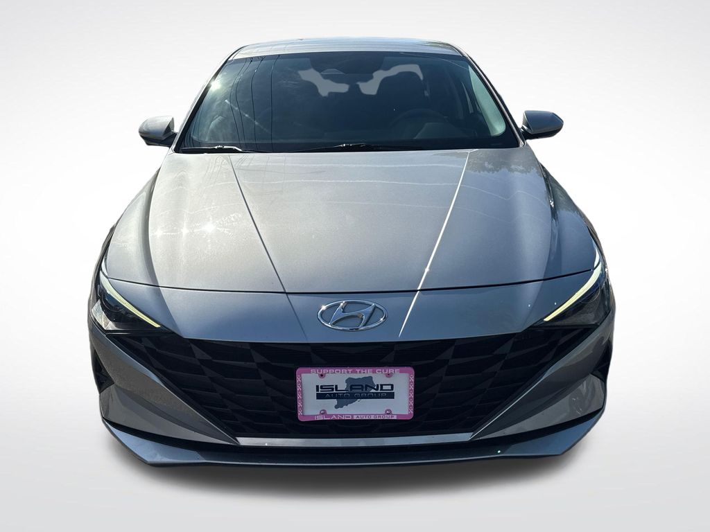 2022 Hyundai Elantra SEL - Photo 5