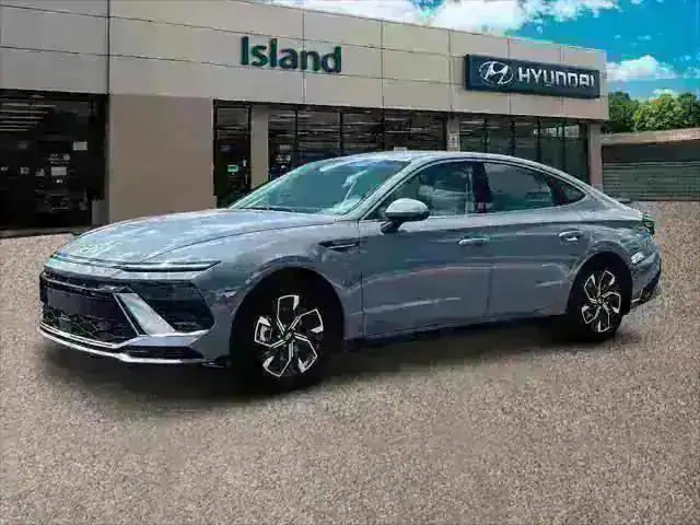 2024 Hyundai Sonata SEL photo 2