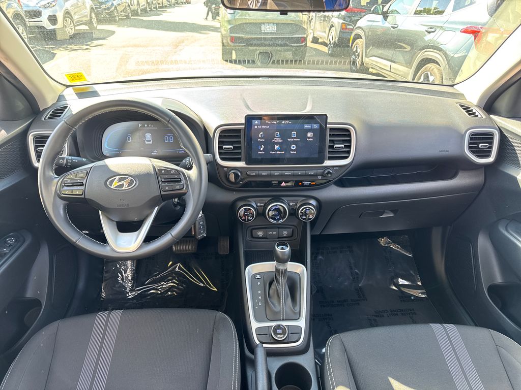 2023 Hyundai Venue SEL - Photo 28