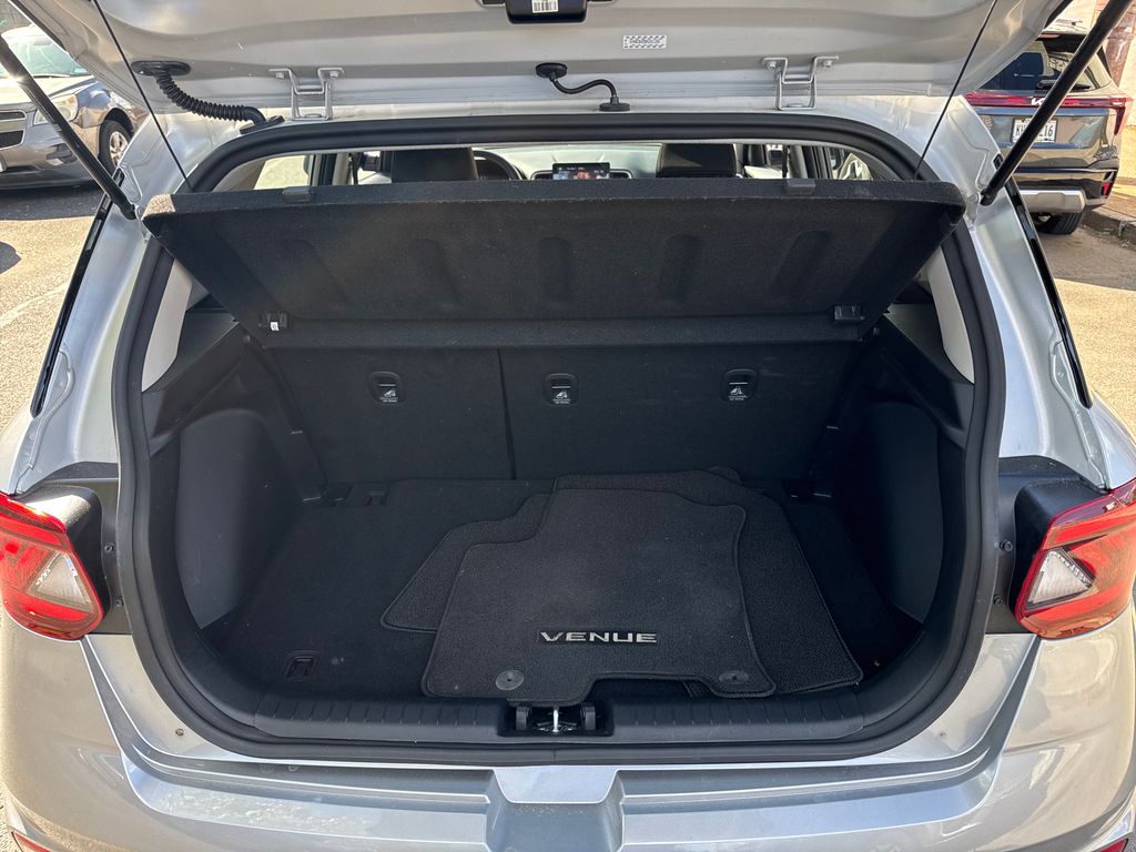 2023 Hyundai Venue SEL - Photo 32