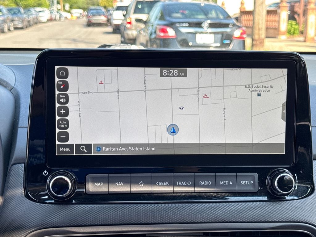 2023 Hyundai Kona Limited - Photo 28