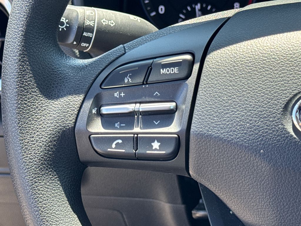 2023 Hyundai Kona SEL - Photo 20