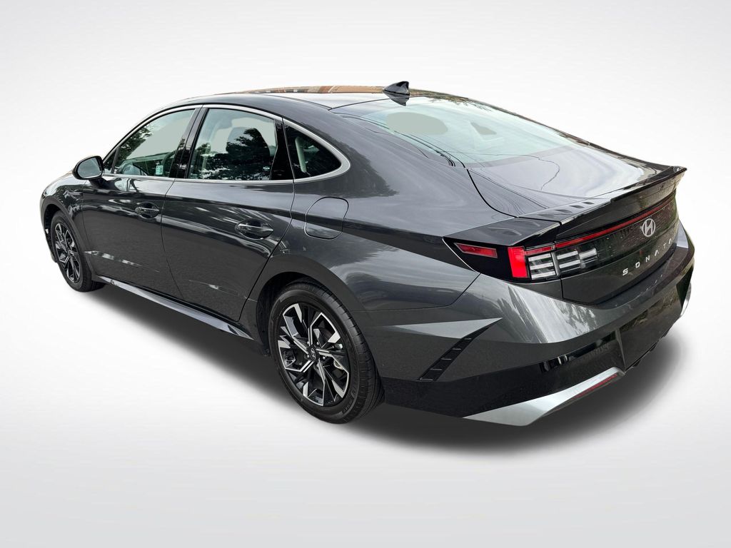 2025 Hyundai Sonata SEL - Photo 8