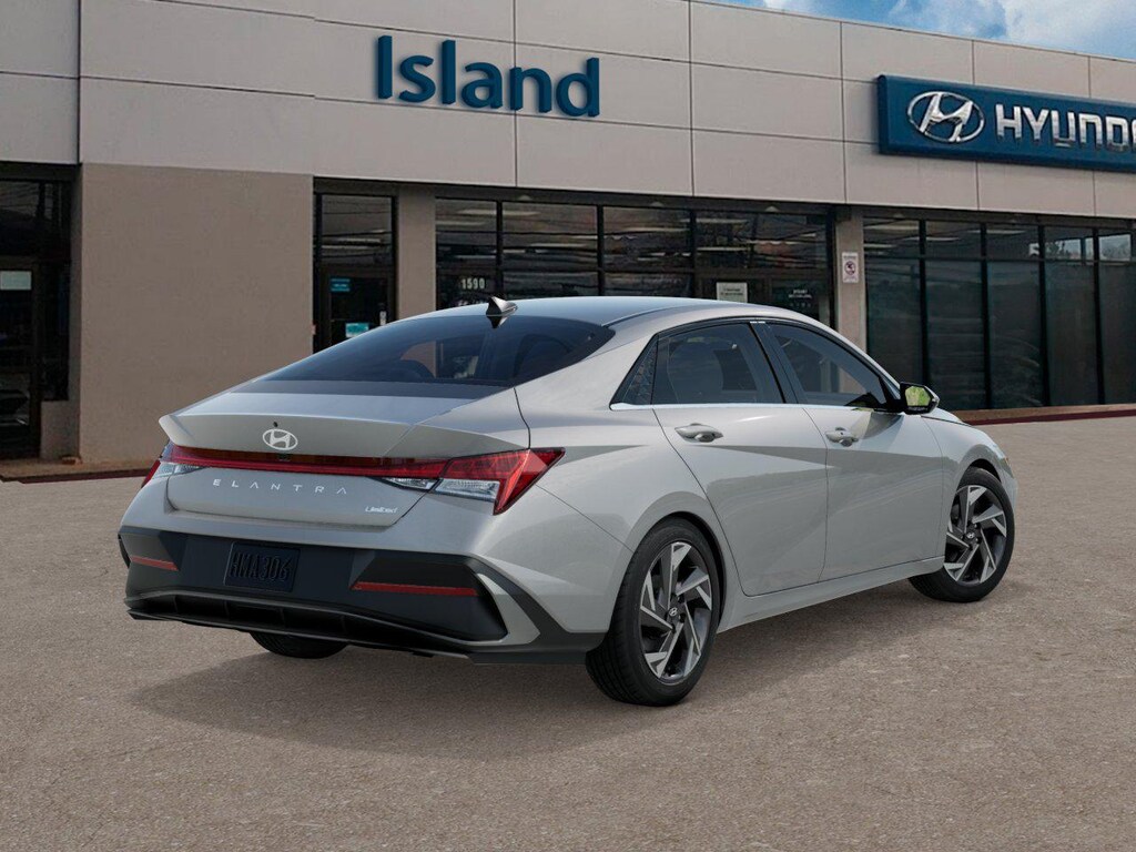 New 2026 Hyundai Elantra Limited Sedan