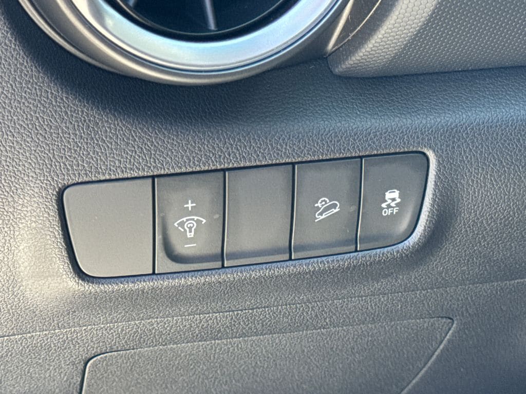 2023 Hyundai Kona SEL - Photo 18