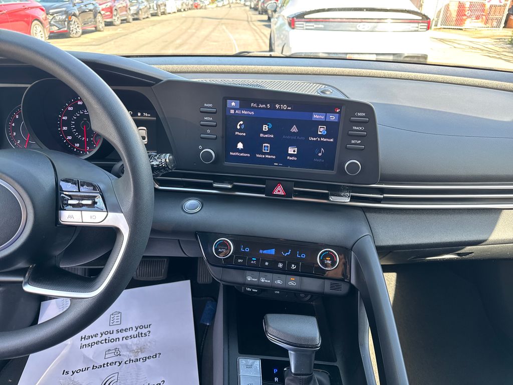 2022 Hyundai Elantra SEL - Photo 23