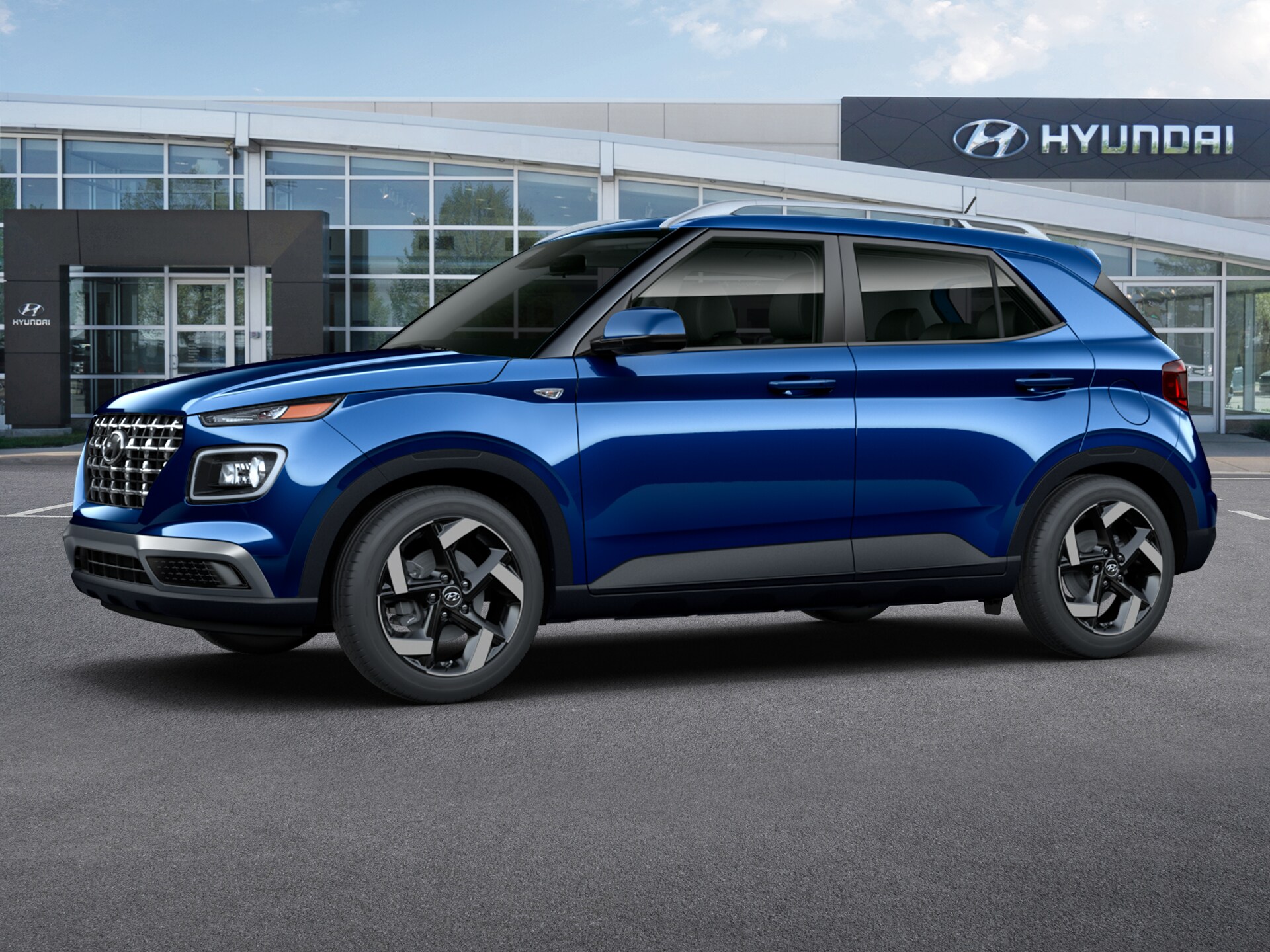 2024 Hyundai Venue Limited photo 2