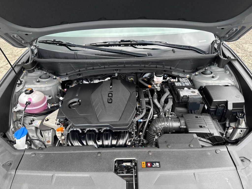 2024 Hyundai Tucson SE - Photo 12