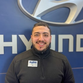 Staff member Ali Elhajjsleiman from 14de4873f899