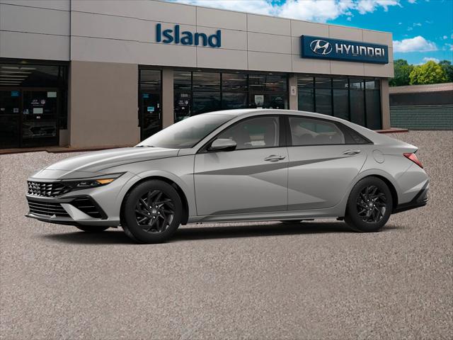 2024 Hyundai Elantra SEL photo 2