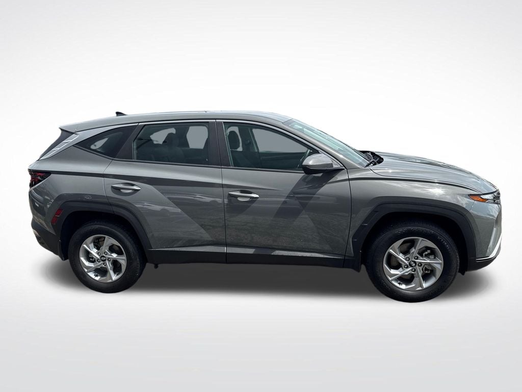 2024 Hyundai Tucson SE - Photo 11
