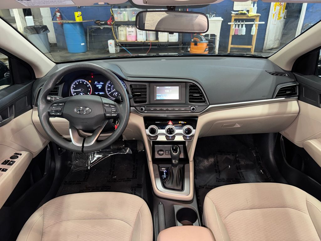 2019 Hyundai Elantra SE - Photo 28