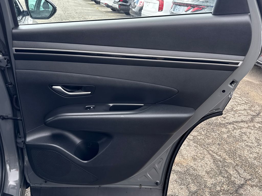 2024 Hyundai Tucson SE - Photo 31