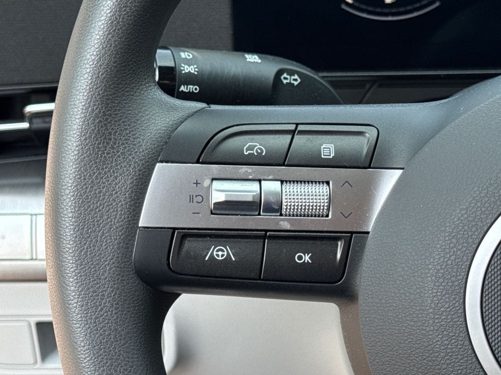 2024 Hyundai Kona SE - Photo 19