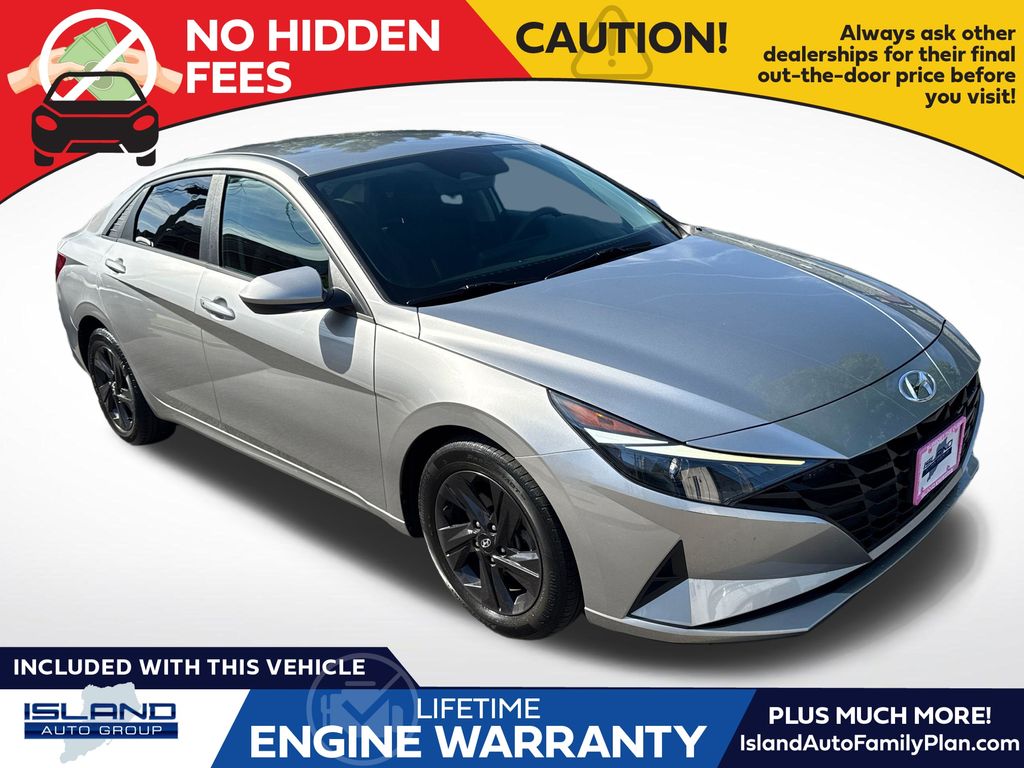 2022 Hyundai Elantra 2.0 SEL IVT's photo