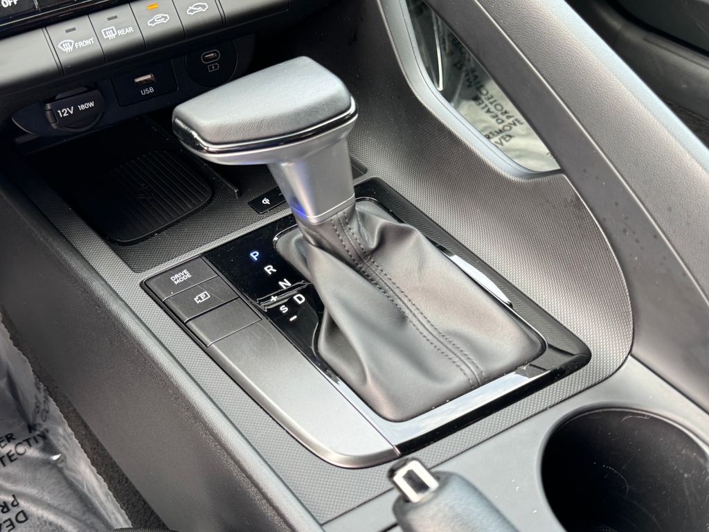 2025 Hyundai Elantra SEL - Photo 27