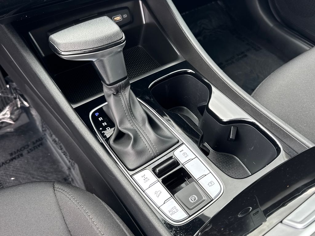2024 Hyundai Tucson SE - Photo 25