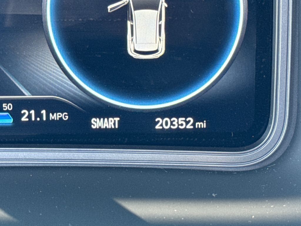 2023 Hyundai Kona Limited - Photo 24
