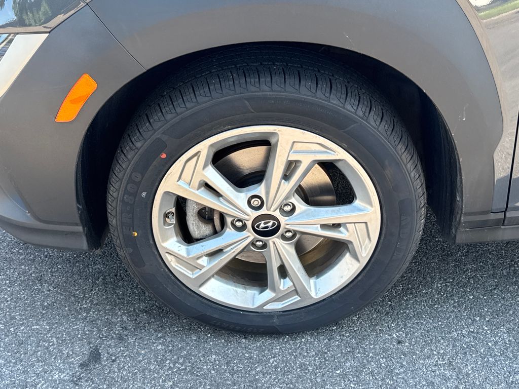 2023 Hyundai Kona SEL - Photo 13