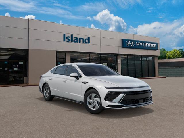 2025 Hyundai Sonata SE photo 2