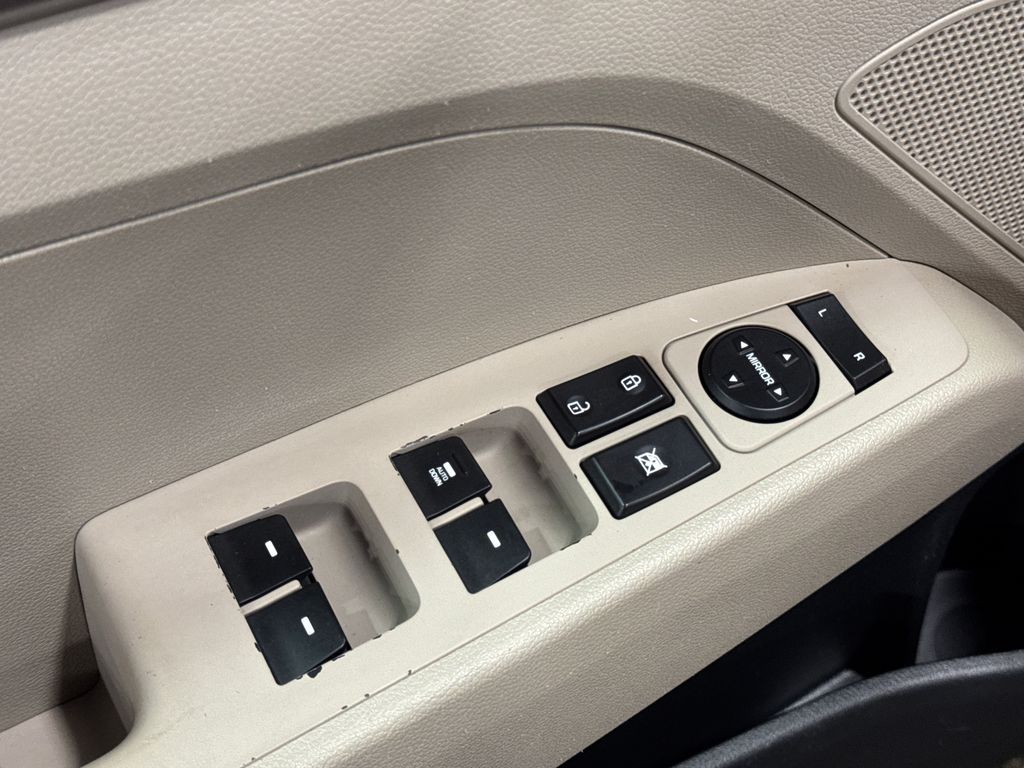 2019 Hyundai Elantra SE - Photo 15