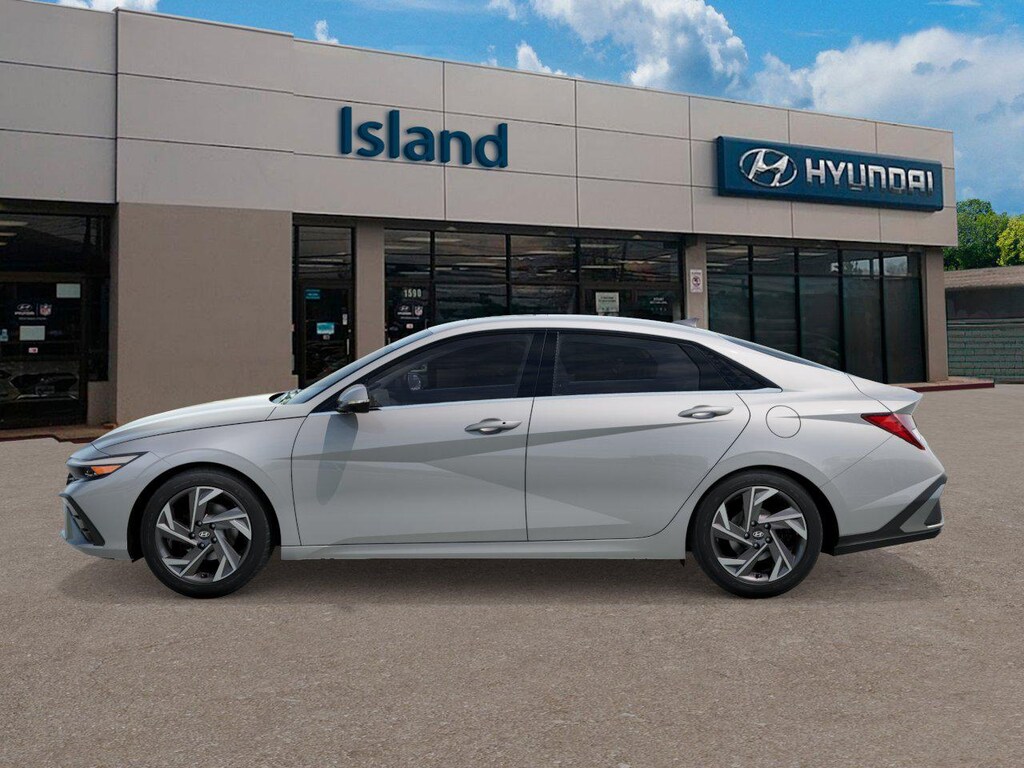 New 2026 Hyundai Elantra Limited Sedan