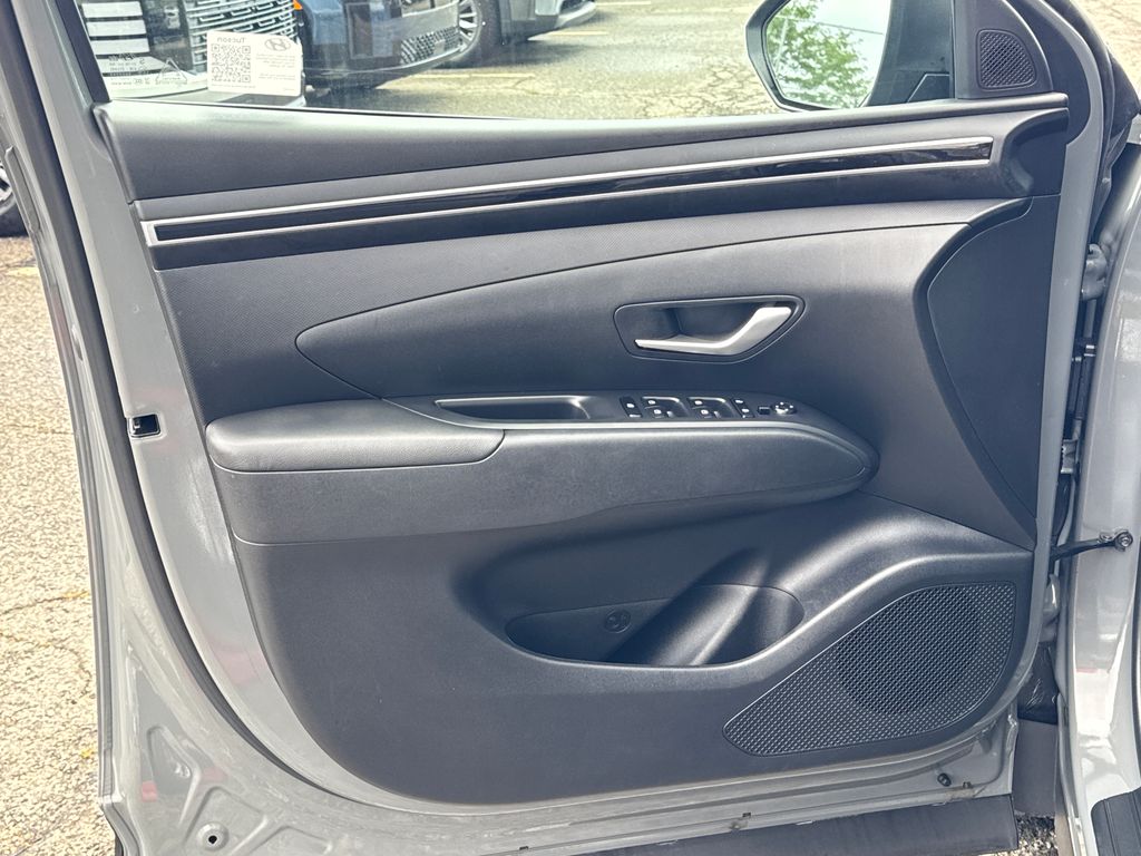 2024 Hyundai Tucson SE - Photo 14