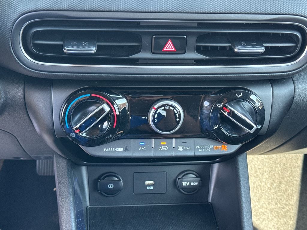 2023 Hyundai Kona SEL - Photo 28