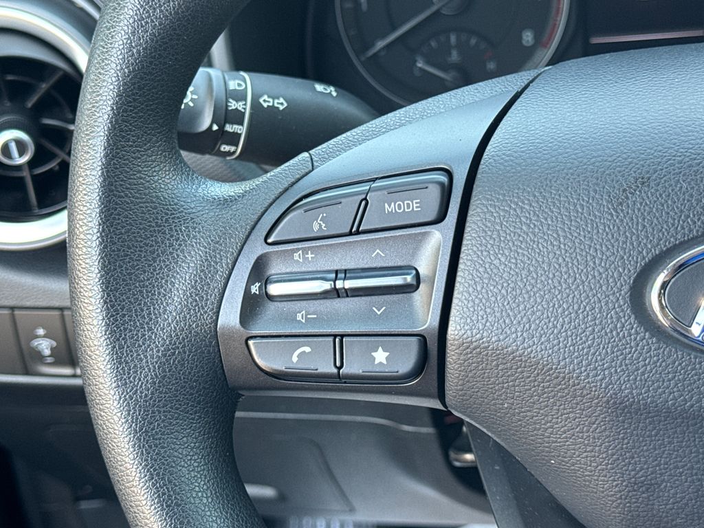 2023 Hyundai Kona SEL - Photo 20