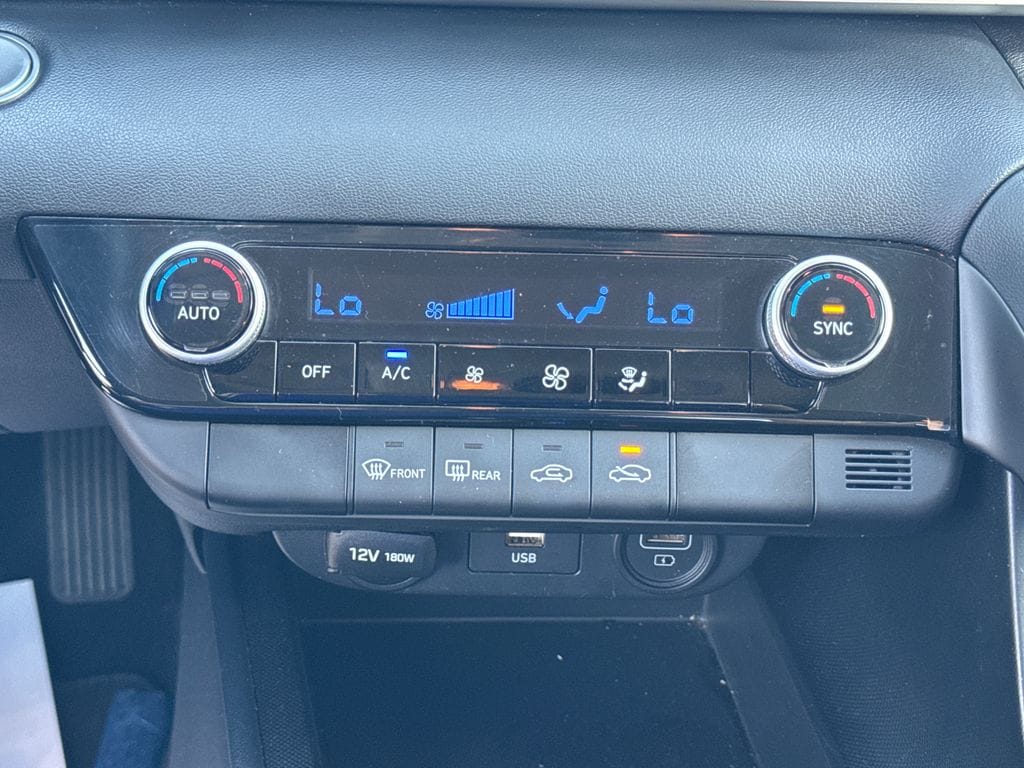 2022 Hyundai Elantra SEL - Photo 26