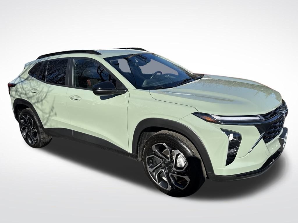 Used 2024 Chevrolet Trax 2RS SUV