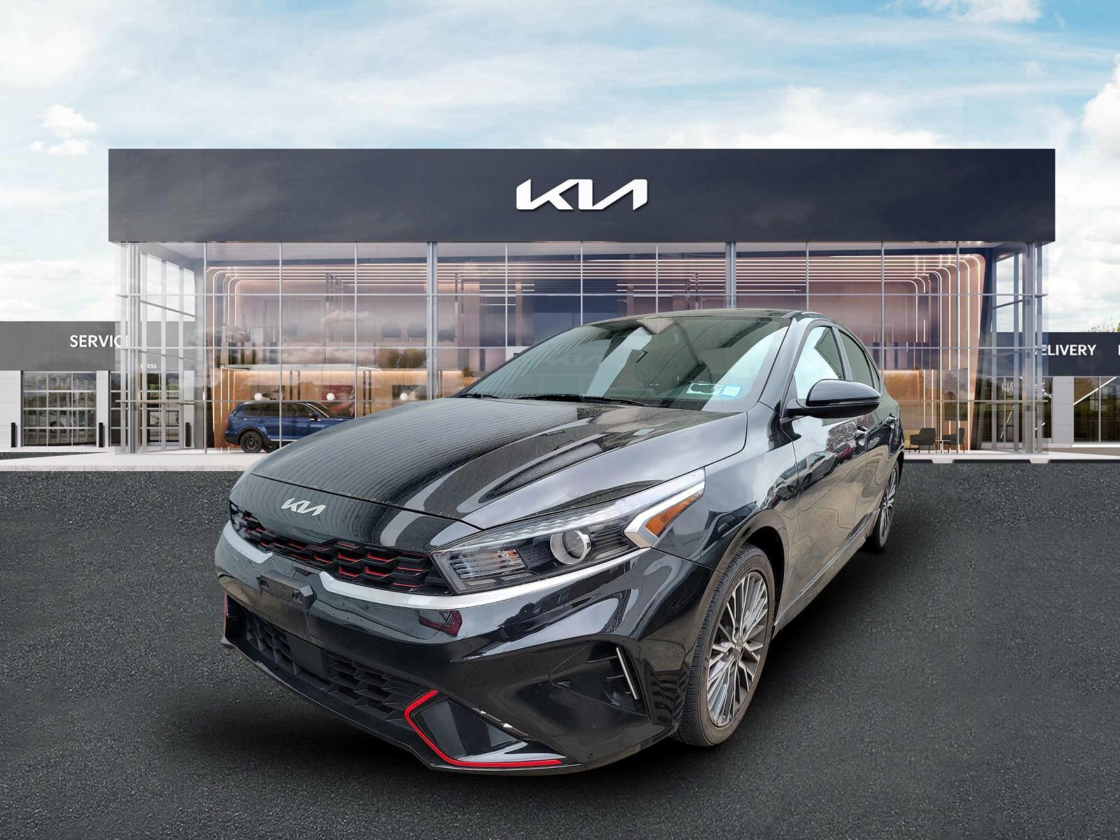 2023 Kia Forte GT-Line photo 2