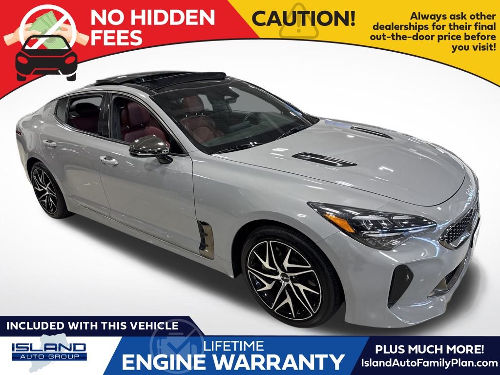 2023 Kia Stinger GT-Line's photo