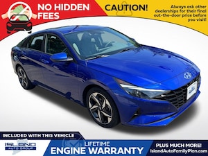 2023 Hyundai Elantra SEL Sedan