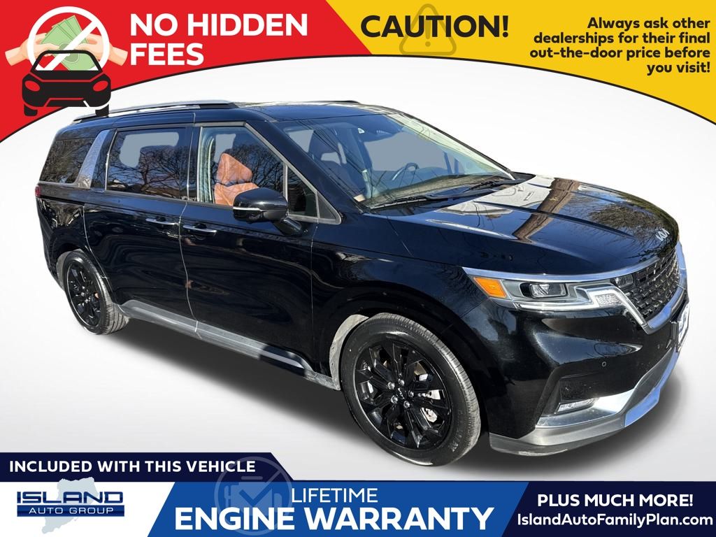 2022 Kia Carnival SX's photo