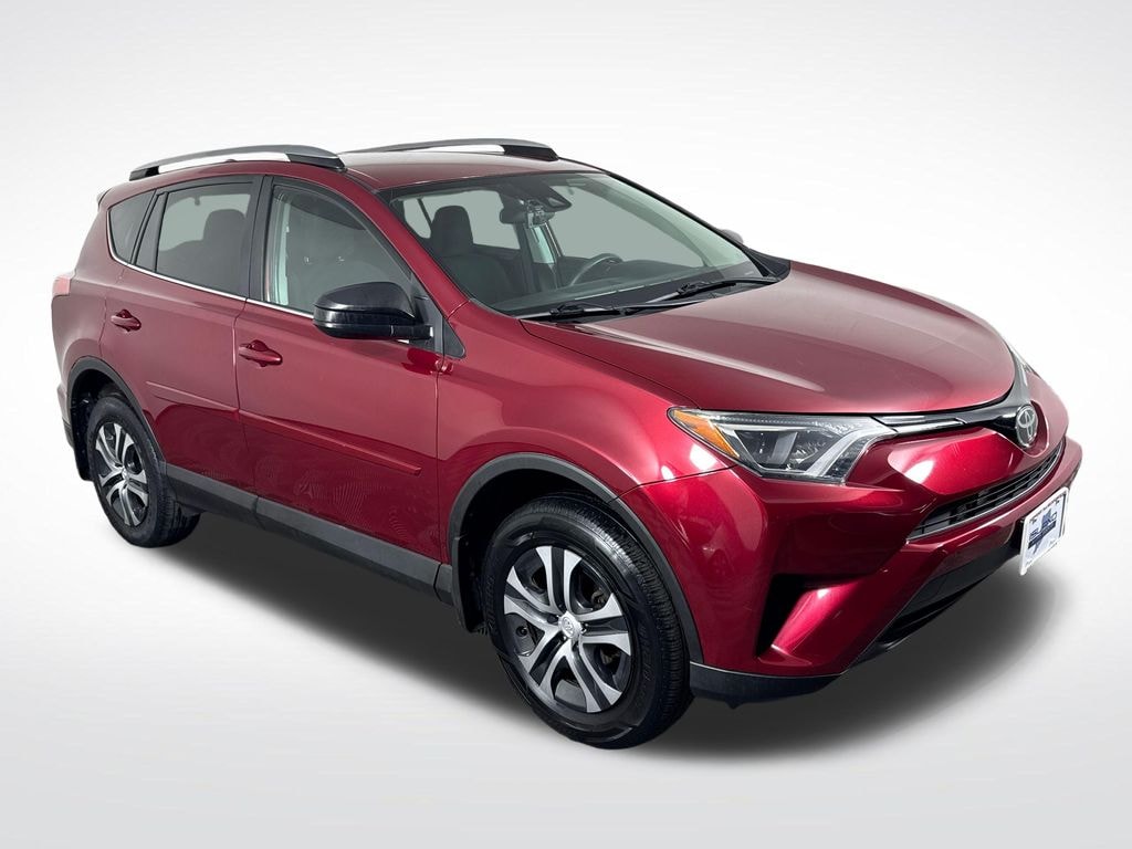 Used 2018 Toyota RAV4 LE SUV