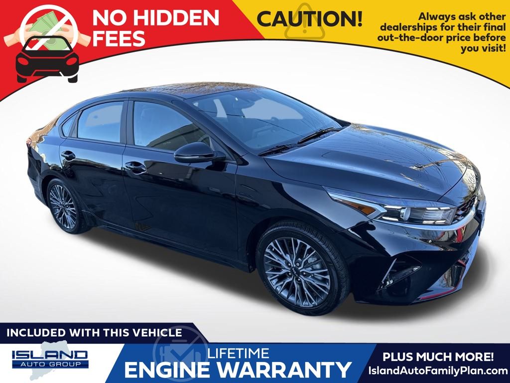 2023 Kia Forte GT-Line's photo