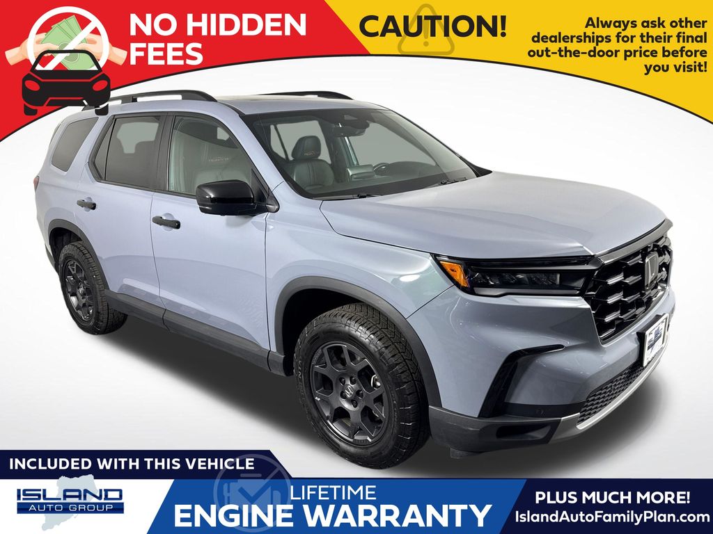 2024 Honda Pilot TrailSport AWD's photo