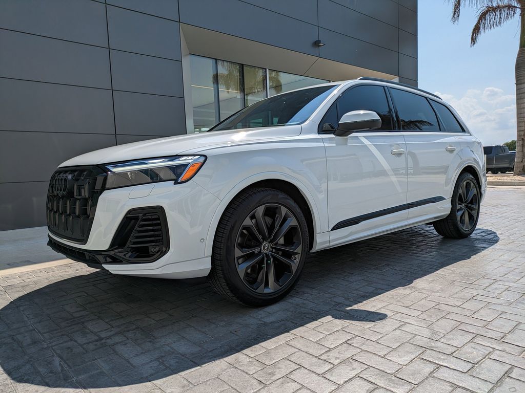 2026 Audi Q7 55 Premium Plus quattro Tiptronic's photo