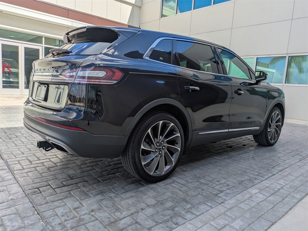 2019 Lincoln Nautilus Reserve photo 4