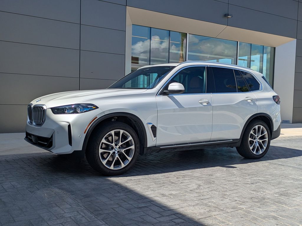 2026 BMW X5 sDrive40i's photo