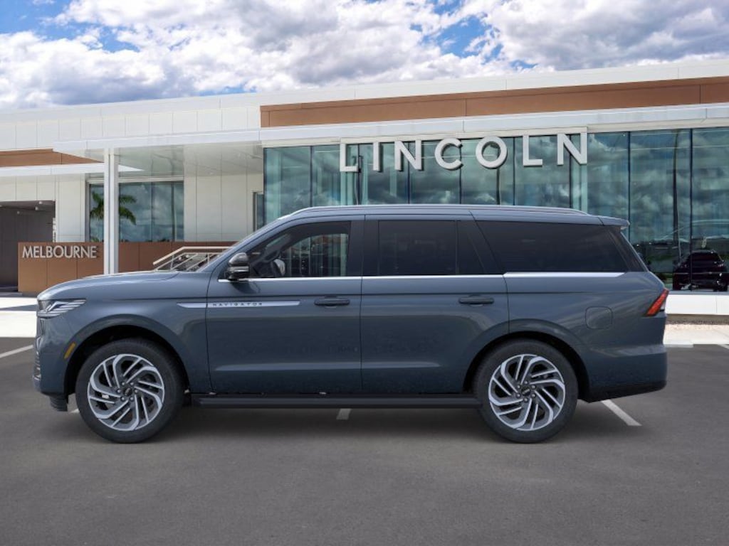 New 2026 Lincoln Navigator Premiere SUV