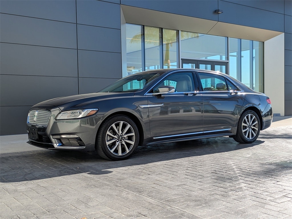2020 Lincoln Continental Base
