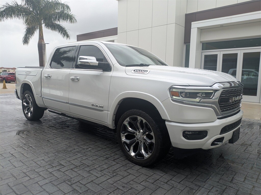 2021 Ram 1500 Limited photo 2